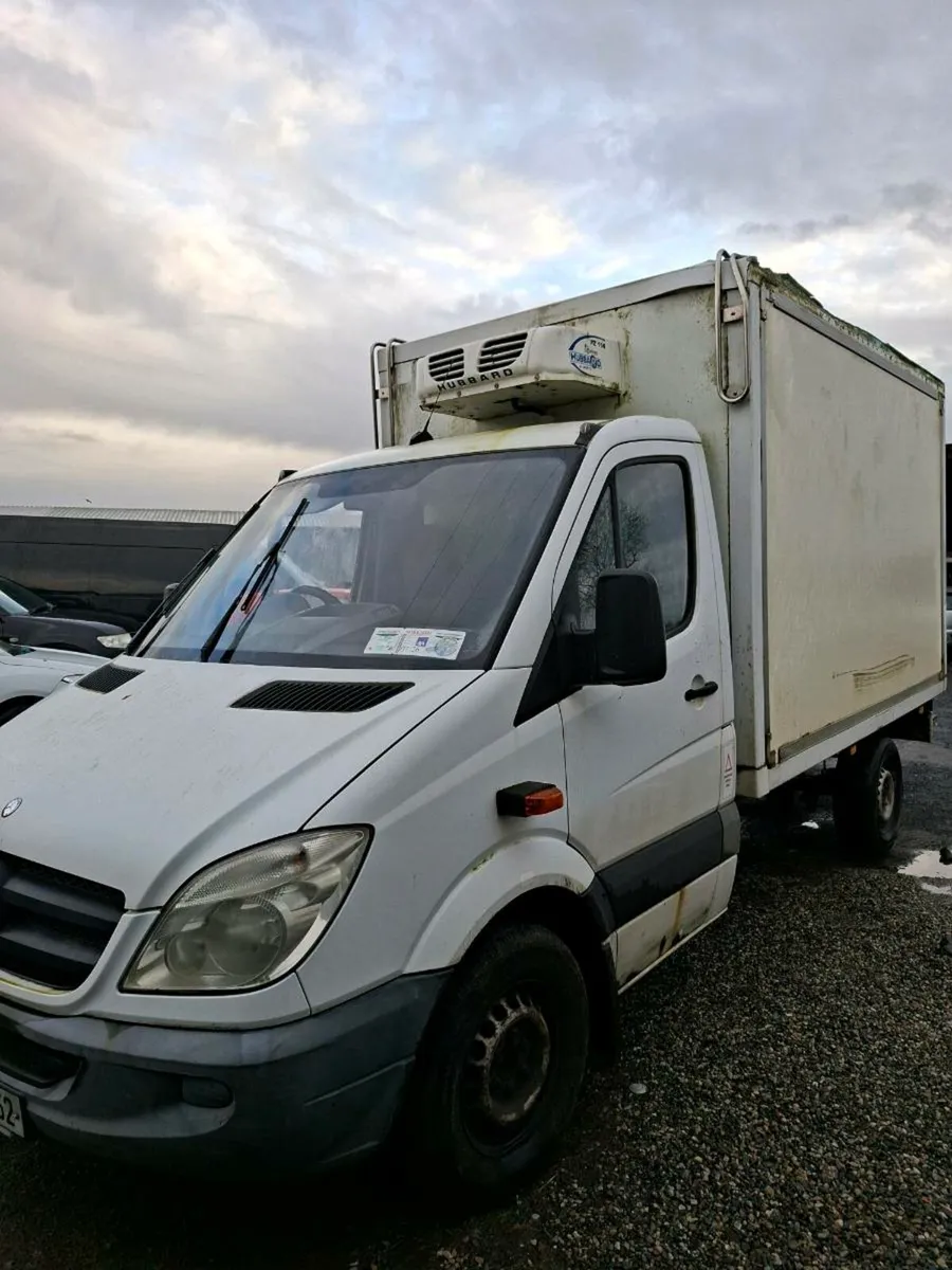 MERC SPRINTER BOX BODY FRIDGE 2010 AUTO - Image 2