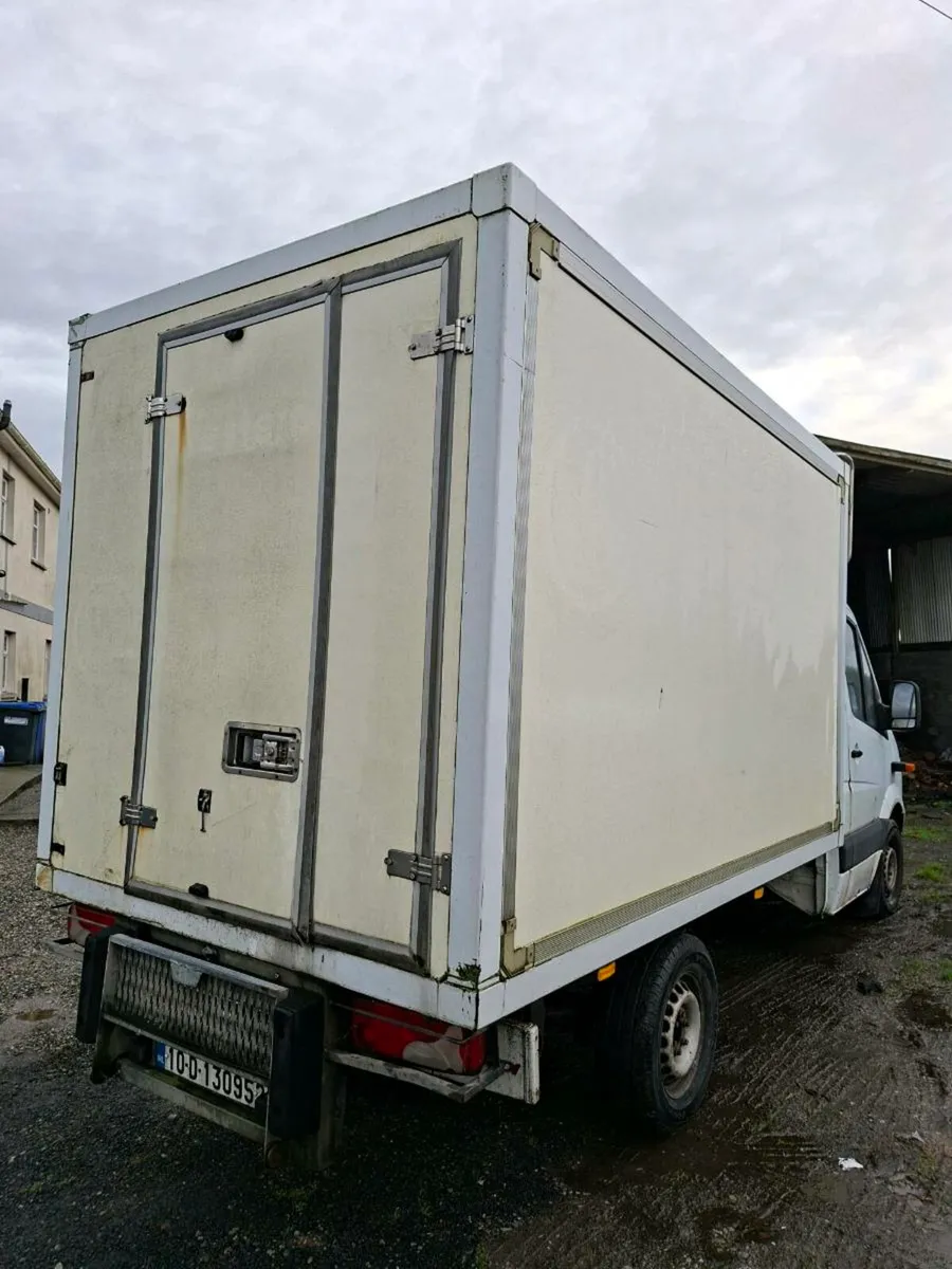 MERC SPRINTER BOX BODY FRIDGE 2010 AUTO - Image 4