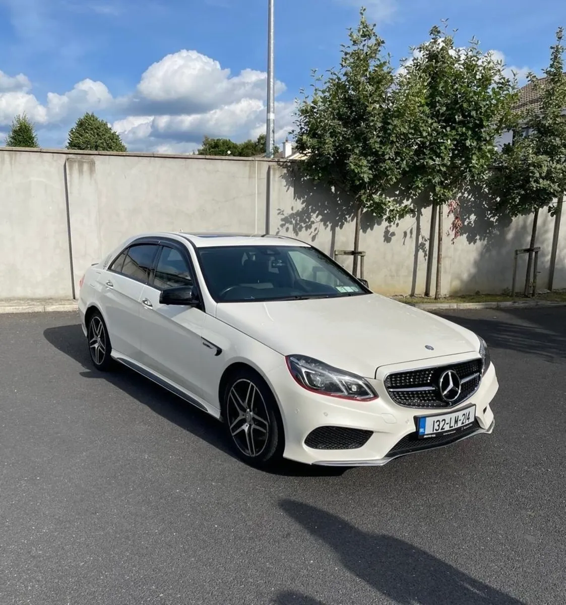 Mercedes E300 AMG SPORT - Image 2