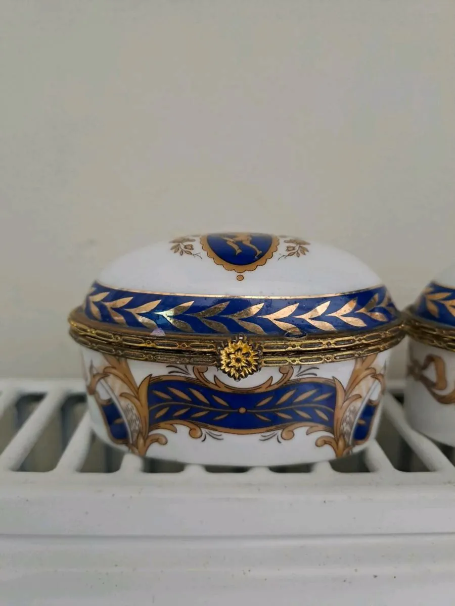 Vintage French Style Porcelain Trinket Boxes - Image 3