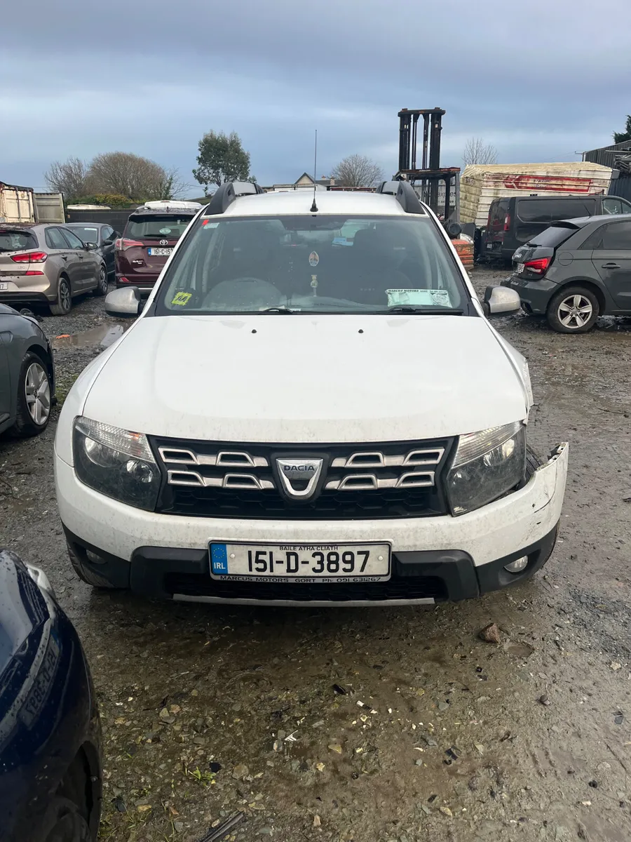 15 Dacia duster 1.5 dci - Image 1