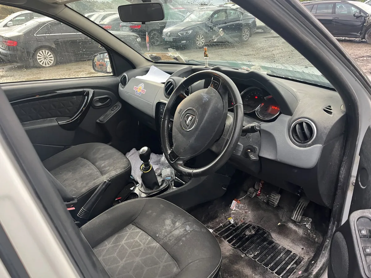 15 Dacia duster 1.5 dci - Image 3