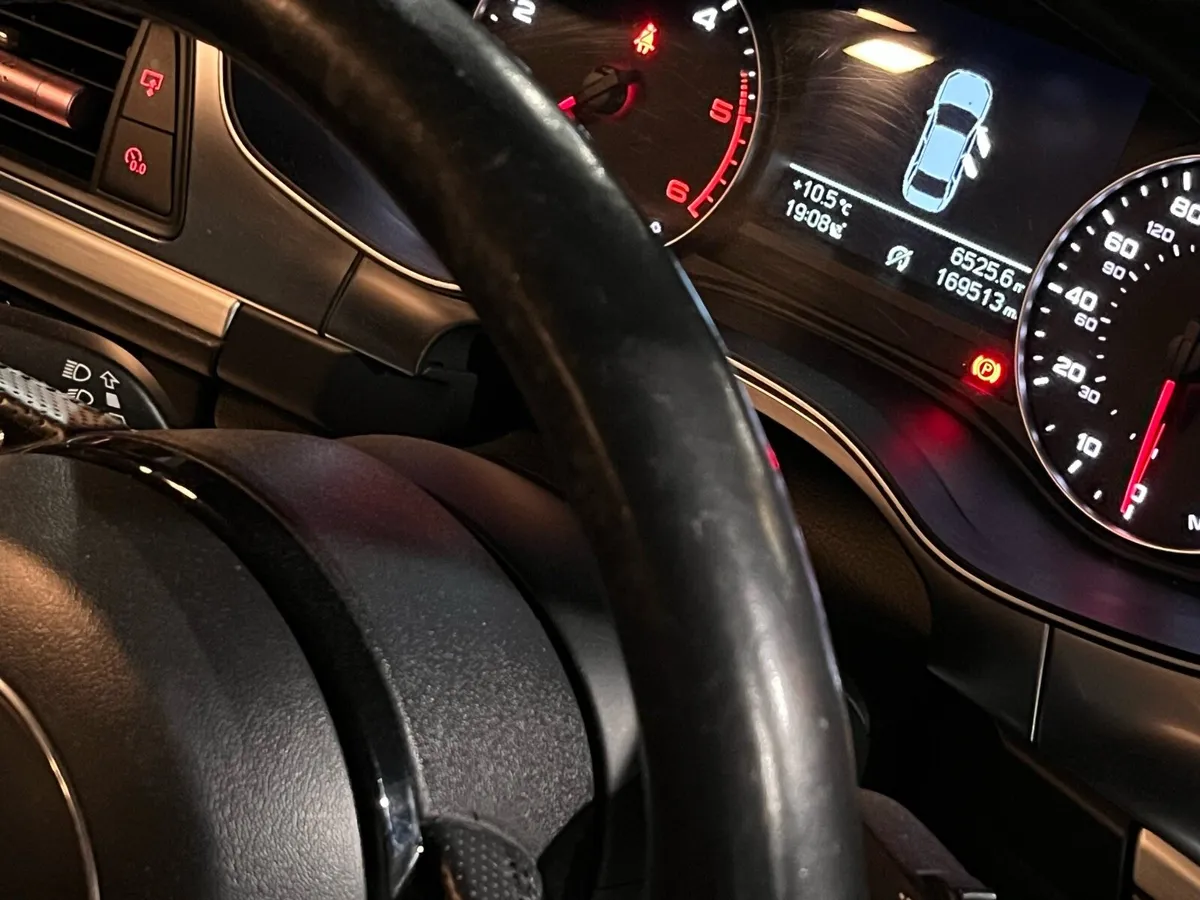 Audi A6 2011 - Image 4