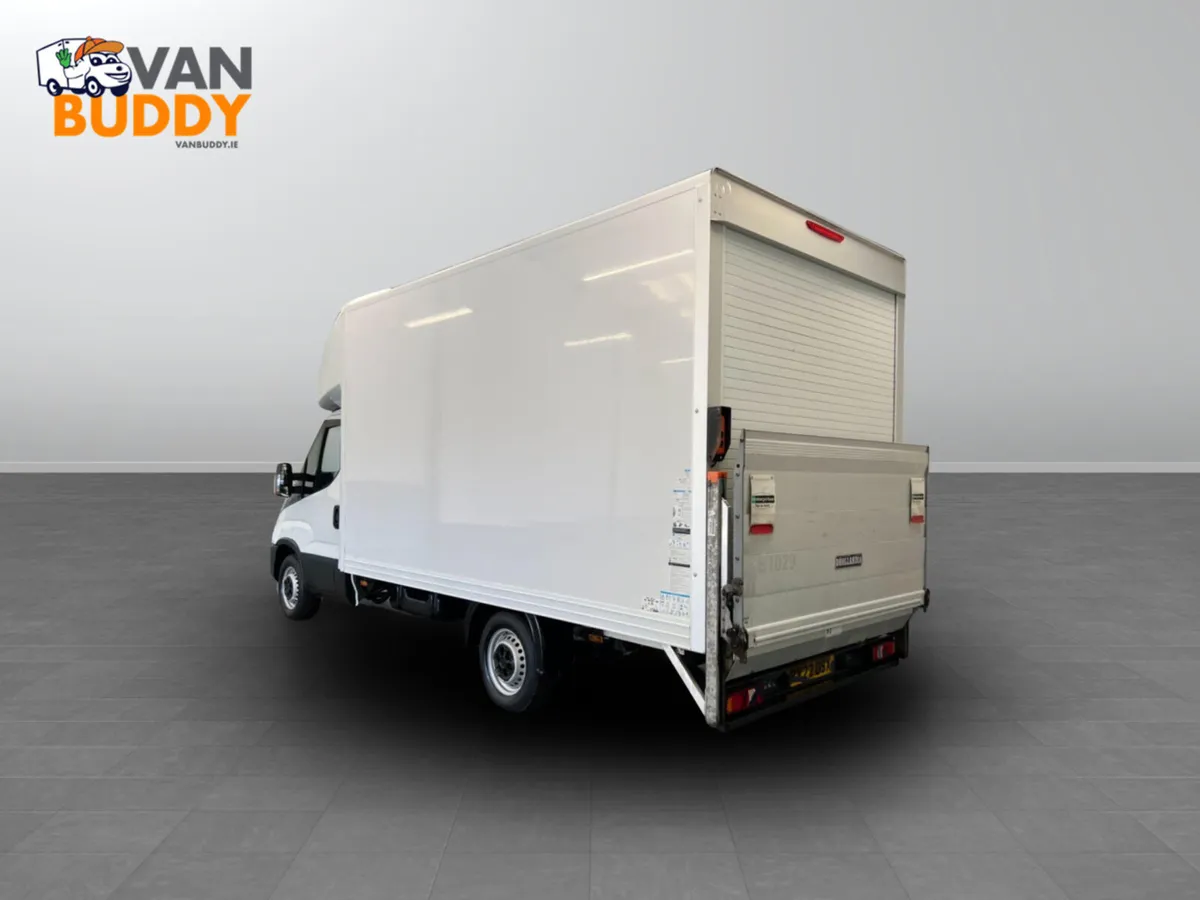 Iveco Daily 2.3 35S14 3750WB LUTON TAIL-LIFT - Image 3