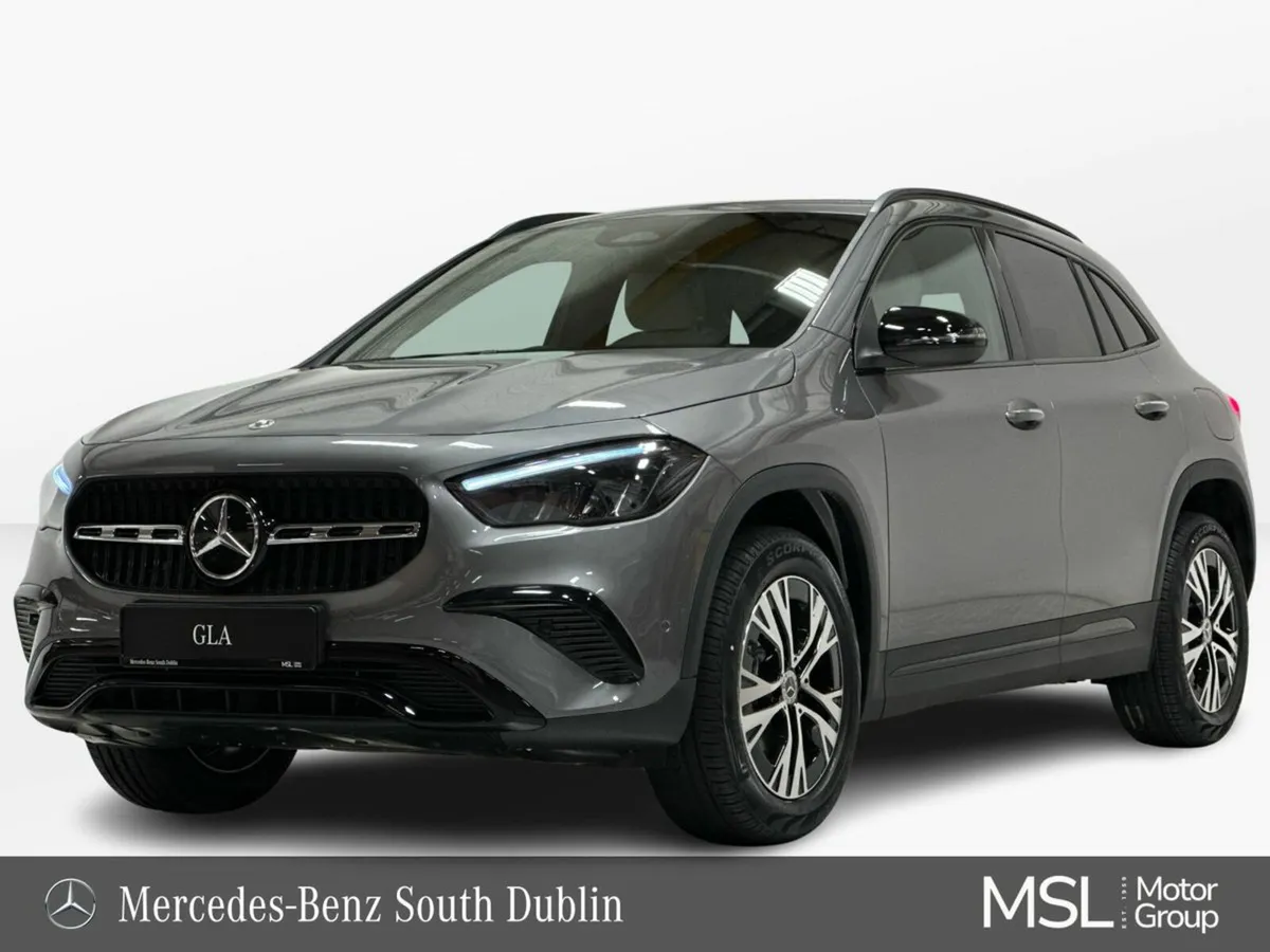 Mercedes-Benz GLA GLA180 Progressive Line + - Image 1