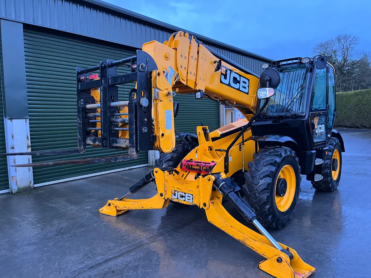 2021 JCB 540-170  (1004 Hours) - Image 4