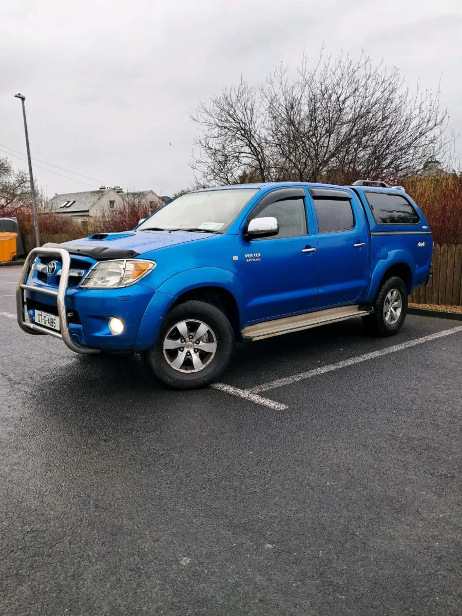 07 toyota hilux tax and test - Image 3