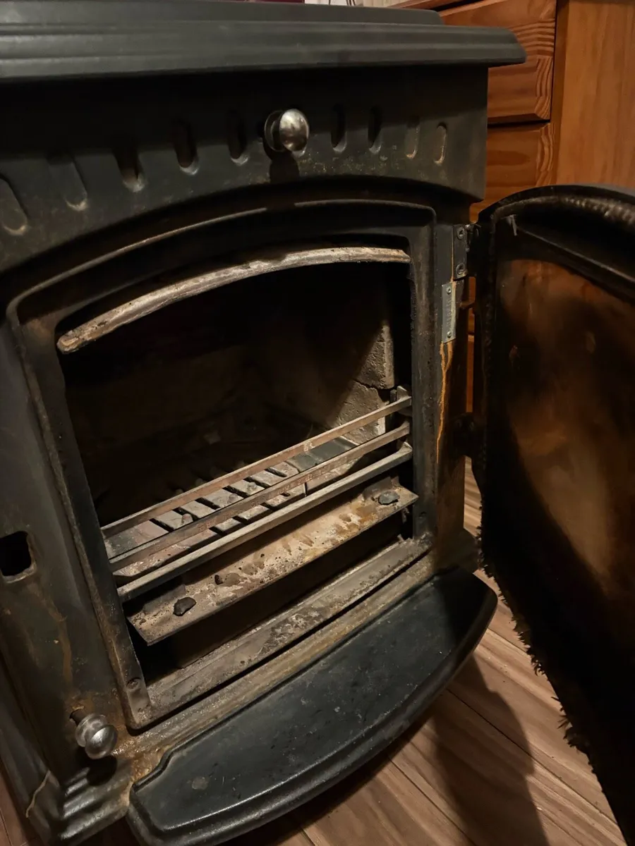 STANLEY Tara ECO 8kw Solid Fuel stove - Image 2