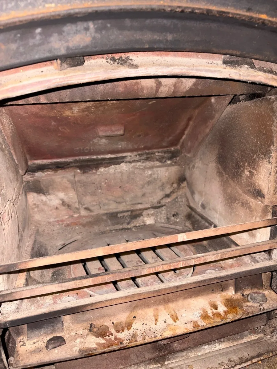 STANLEY Tara ECO 8kw Solid Fuel stove - Image 3