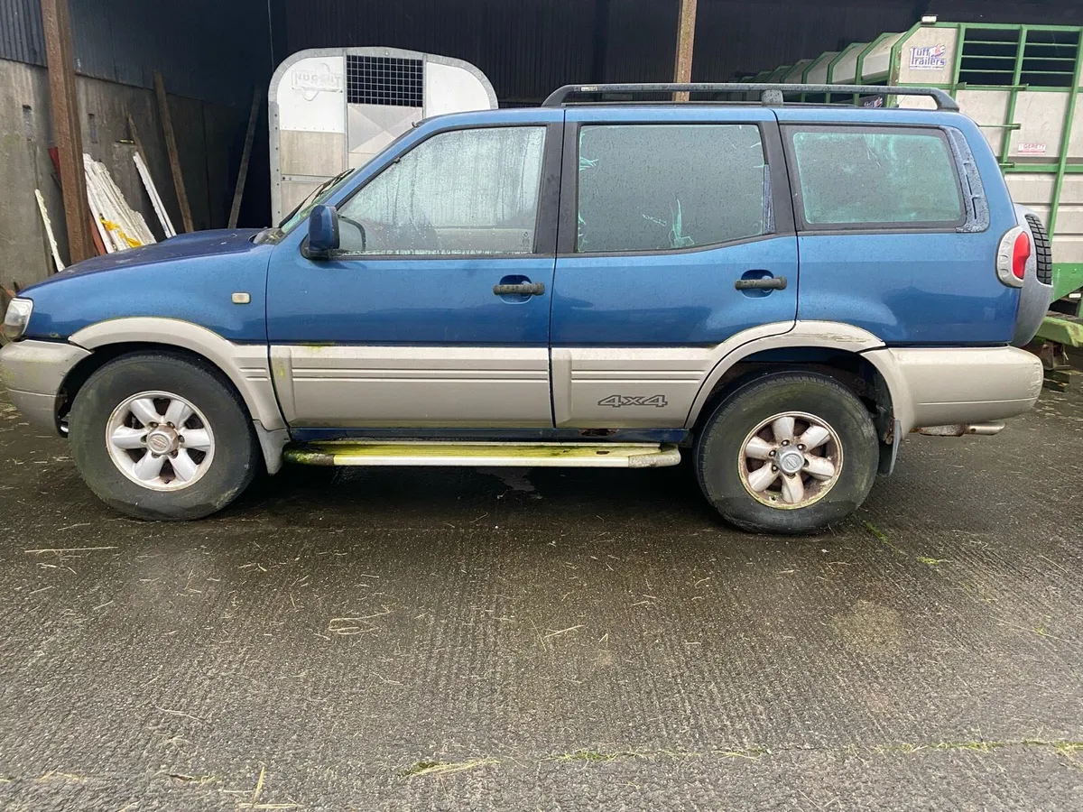 Nissan Terrano - Image 2