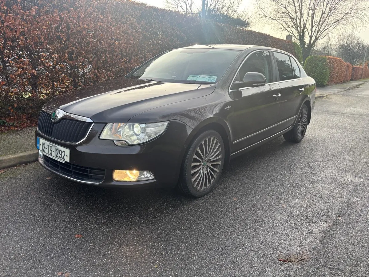 Superb Lauren & Klement! NCT 10/26, Tax 07/26… - Image 3