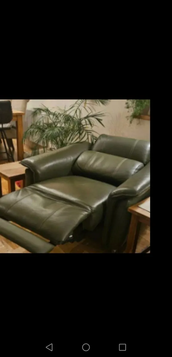 Demo Truman Oslo Pine Leather Power Recliner - Image 3
