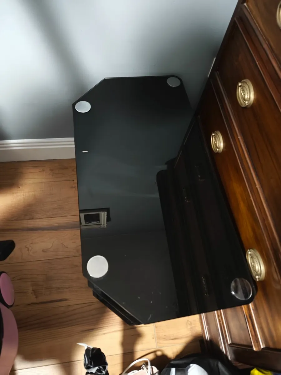 Tv stand - Image 3