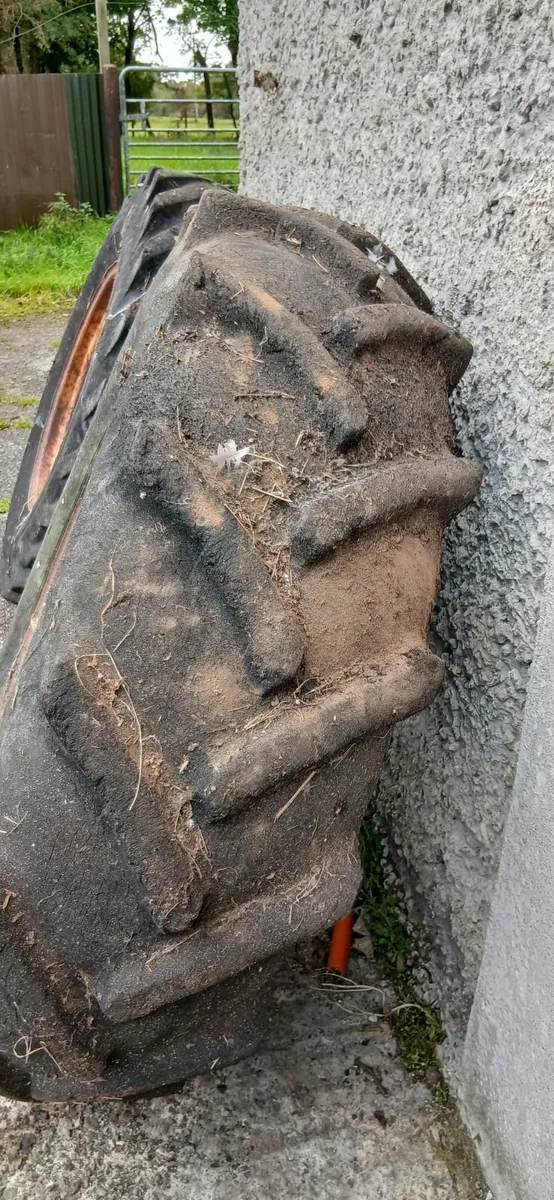 14.9 - 24 wheels - Image 2