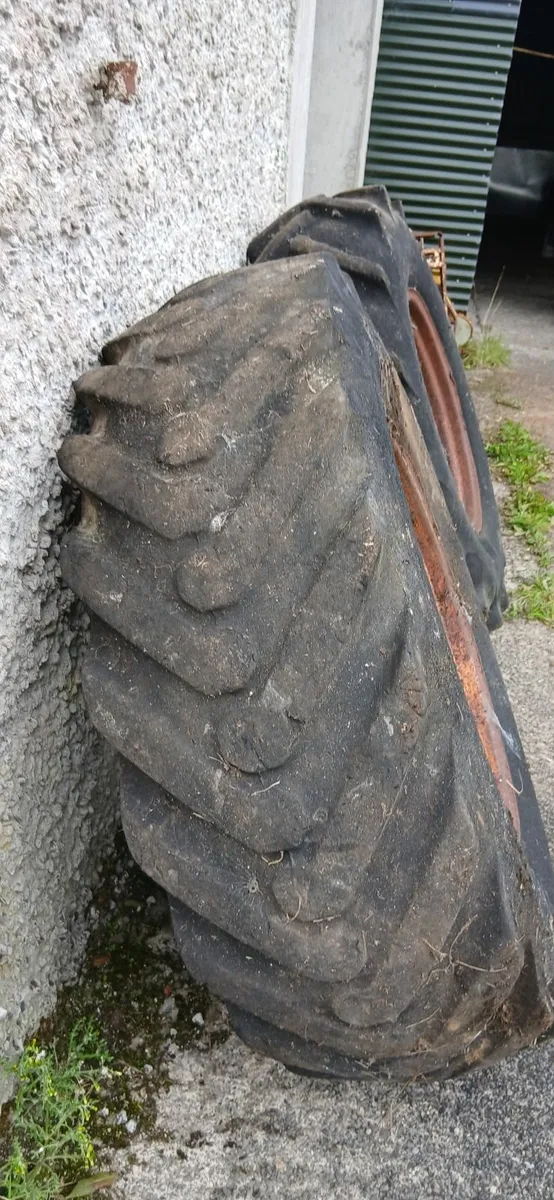 14.9 - 24 wheels - Image 3