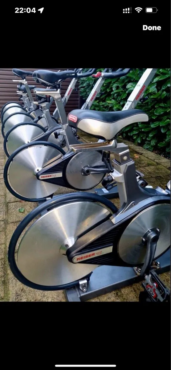 🎅KEISER M3 SPIN BIKES - Image 3