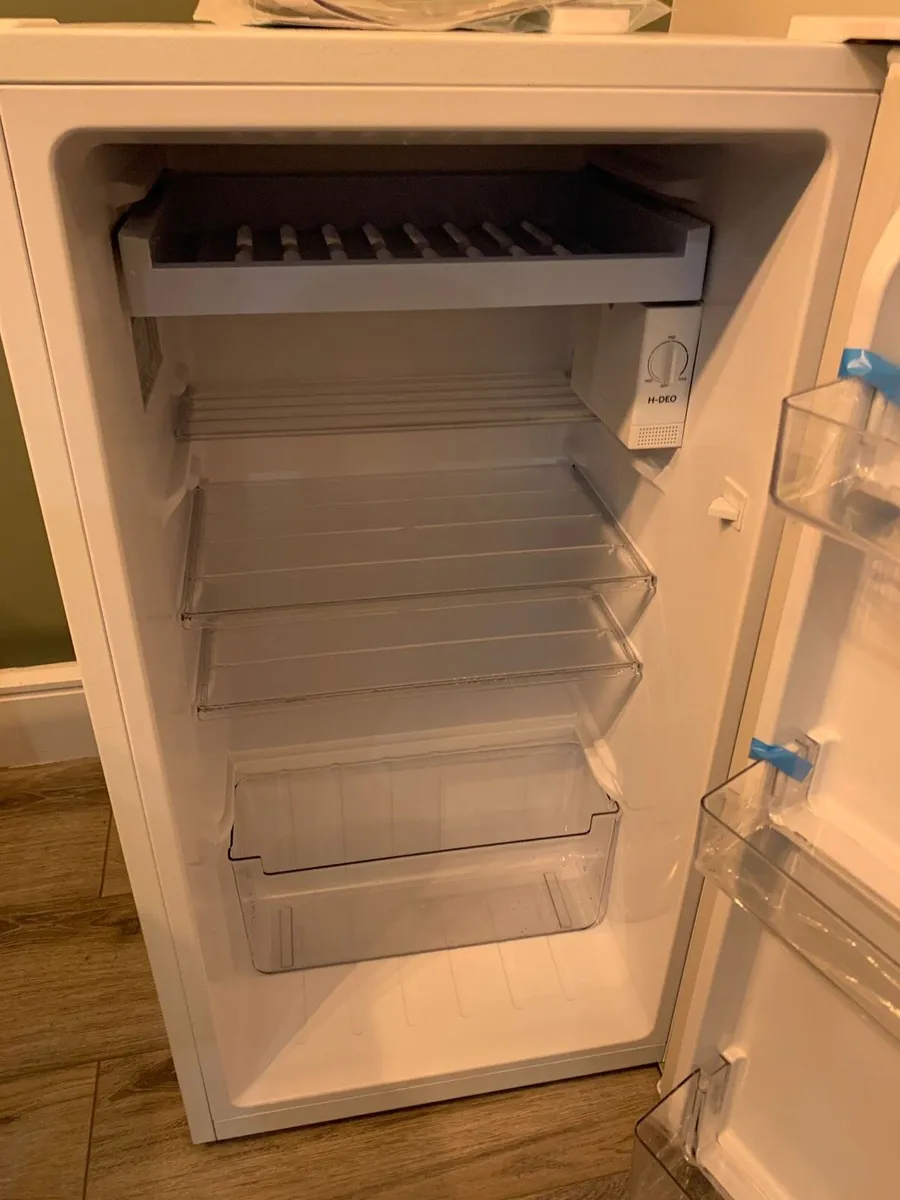 Under Counter Fridge - Image 3