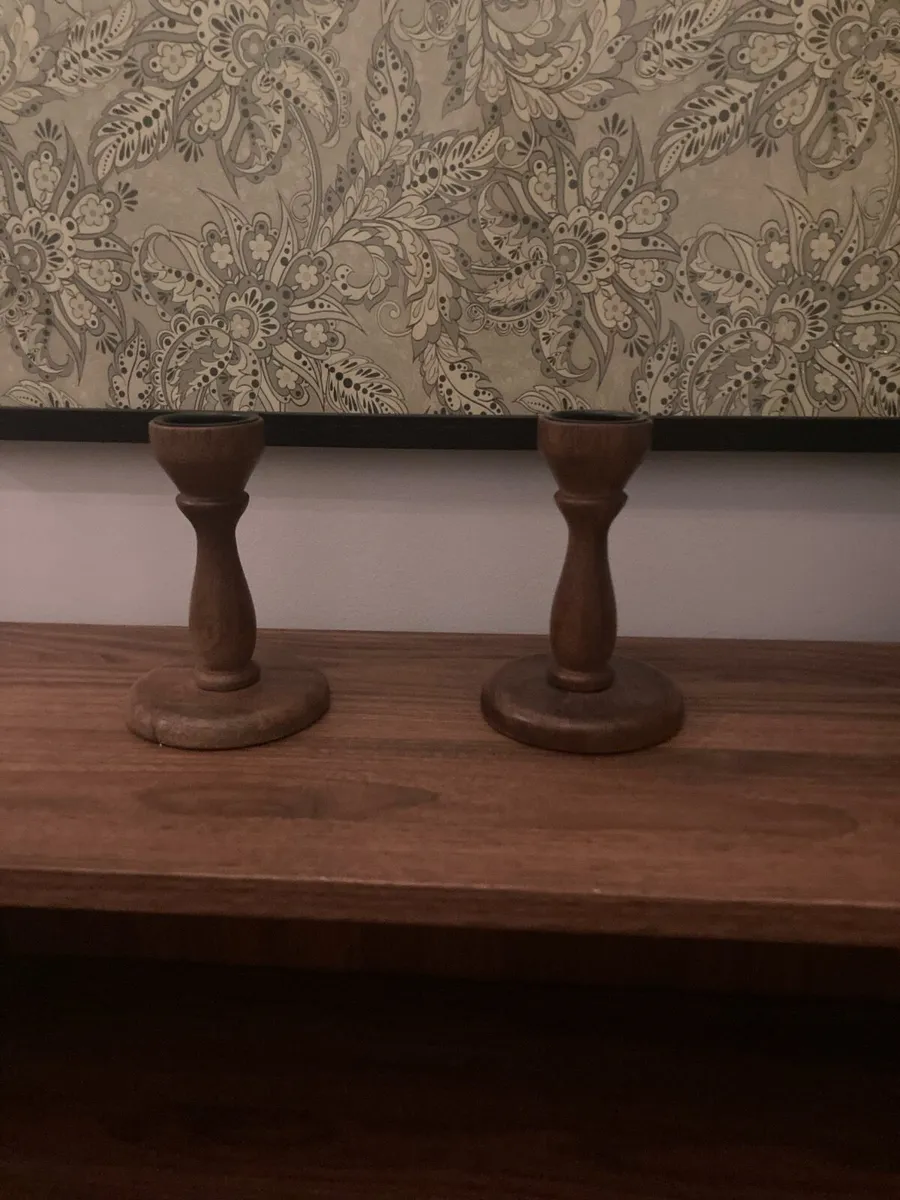 Bookshelves and miscellaneous - Image 4