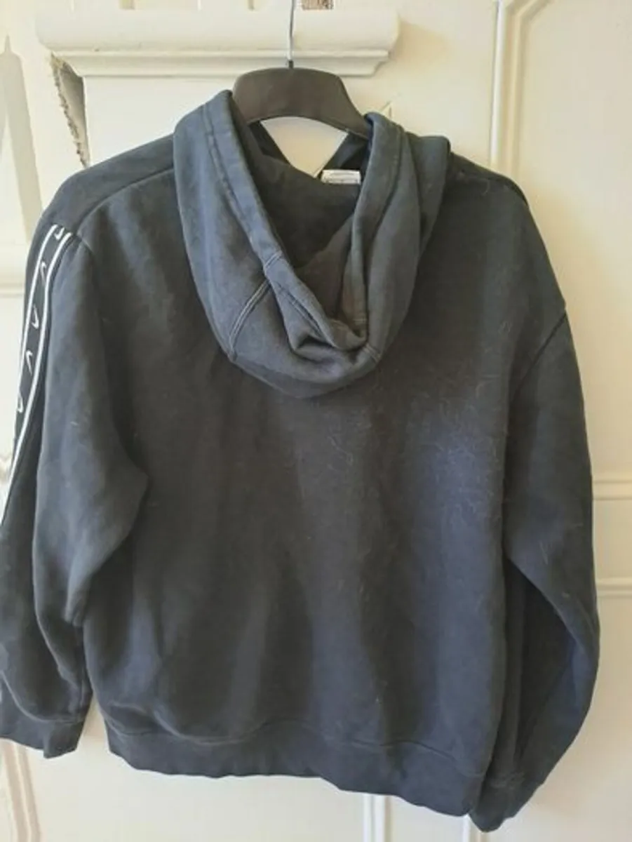 Nike hoodie size M black - Image 2