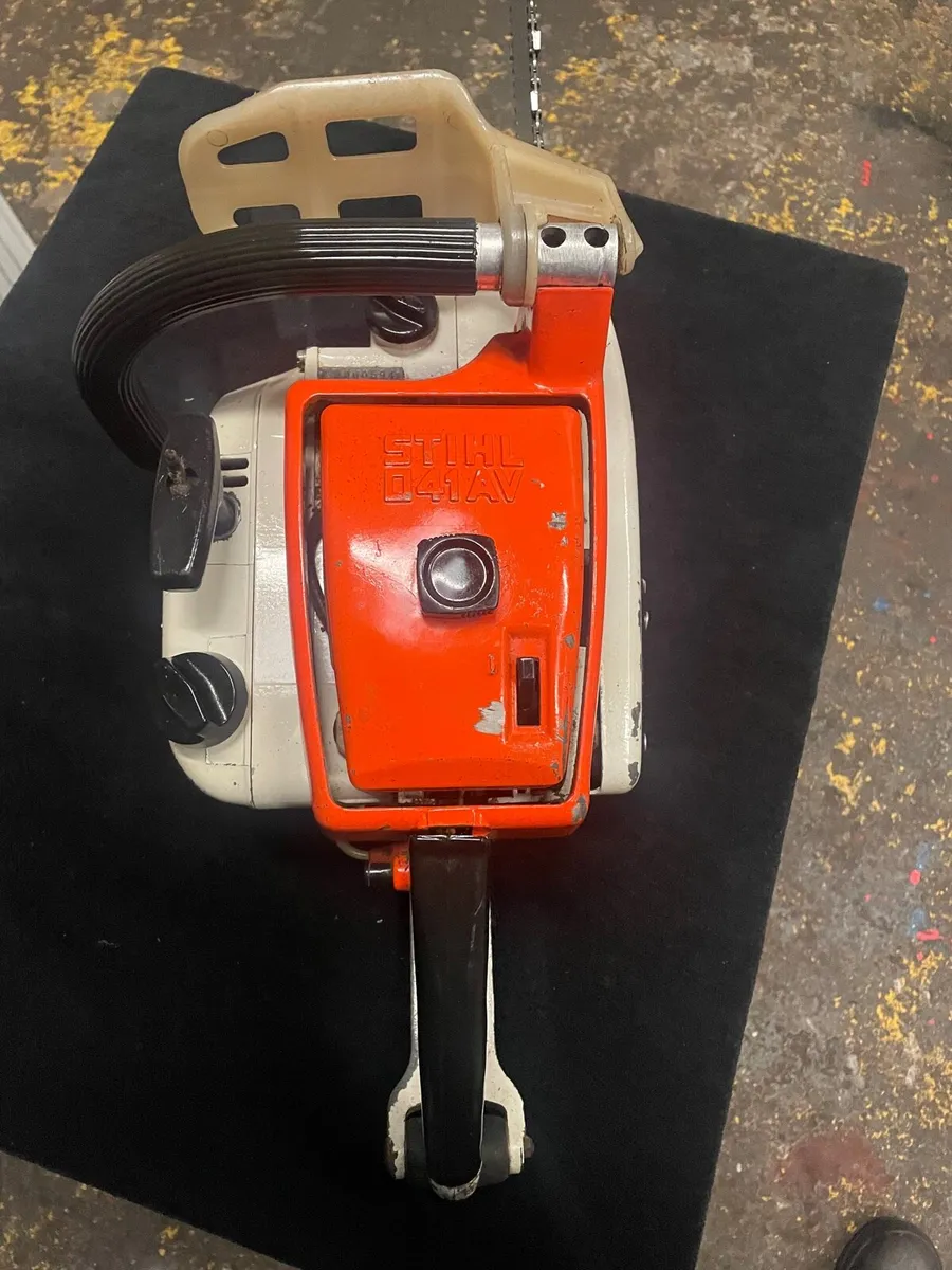 Vintage Original stihl 041 AV chainsaw - Image 3