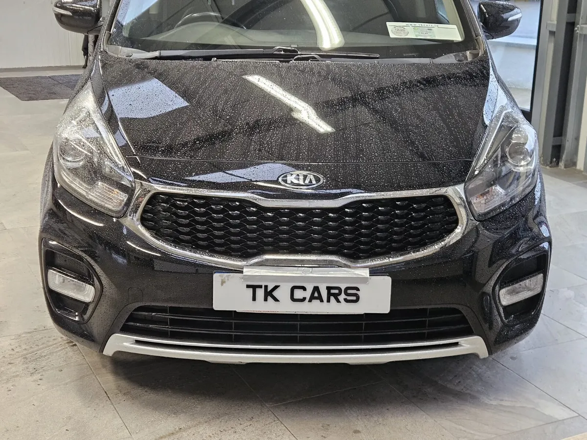 18 KIA CARENS 7 SEATER - Image 3