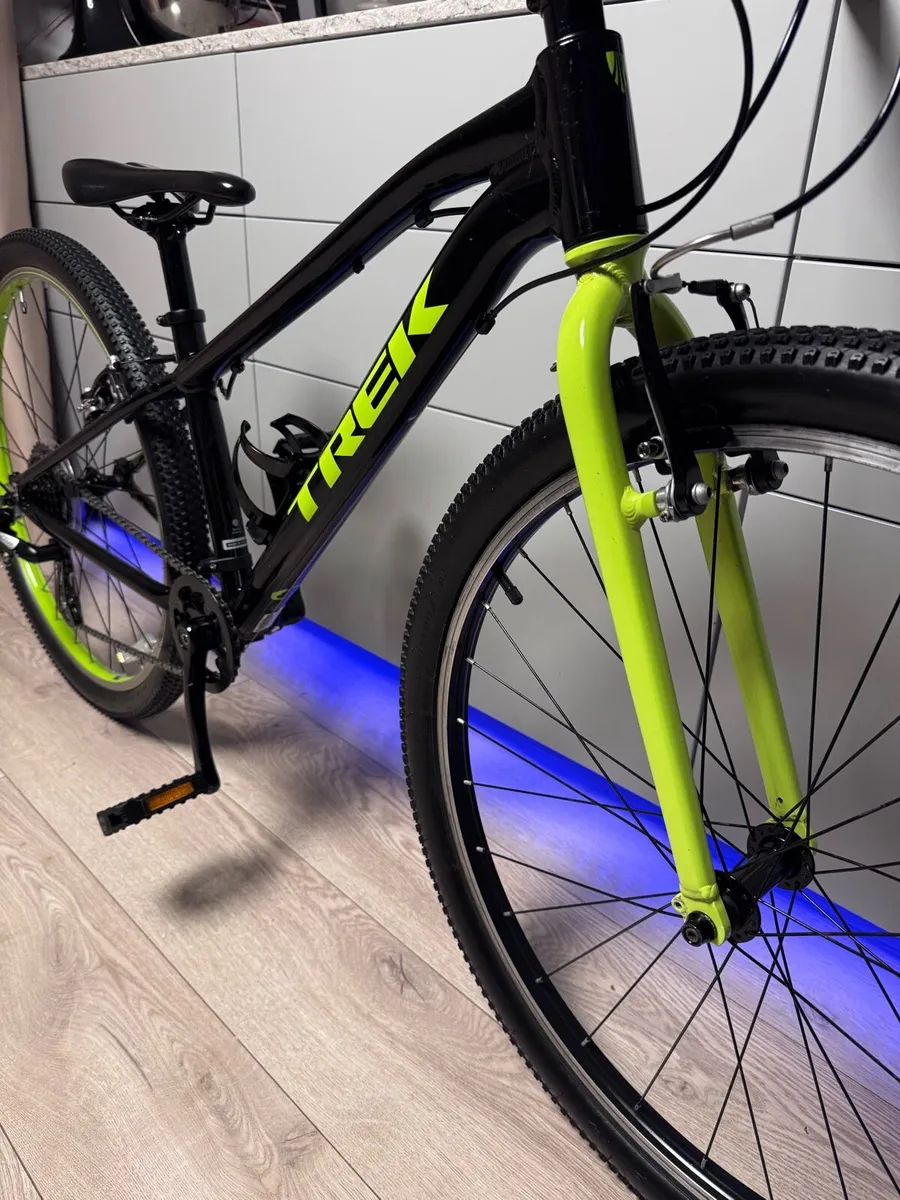 TREK Wahoo Junior Bike 26 inch - Image 4
