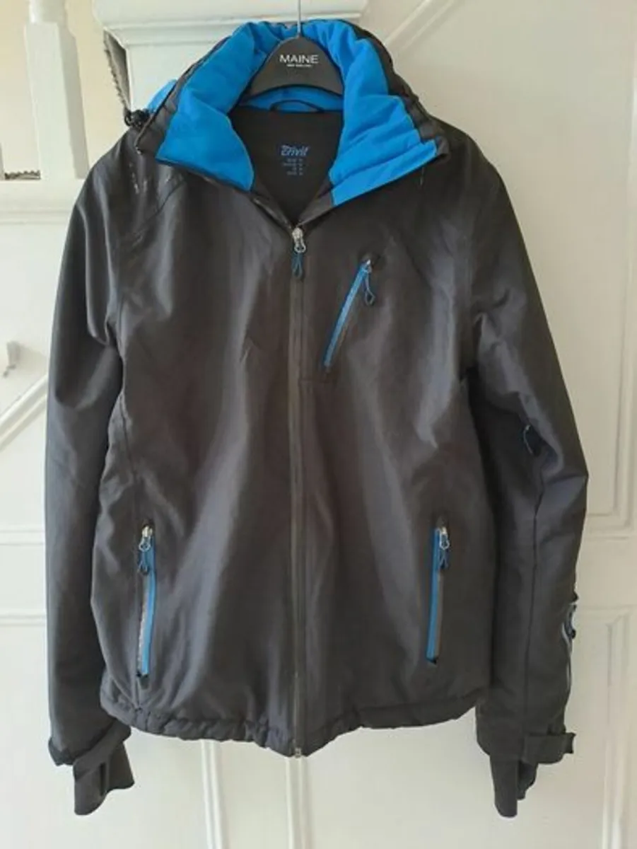 Crivit jacket size S - Image 1