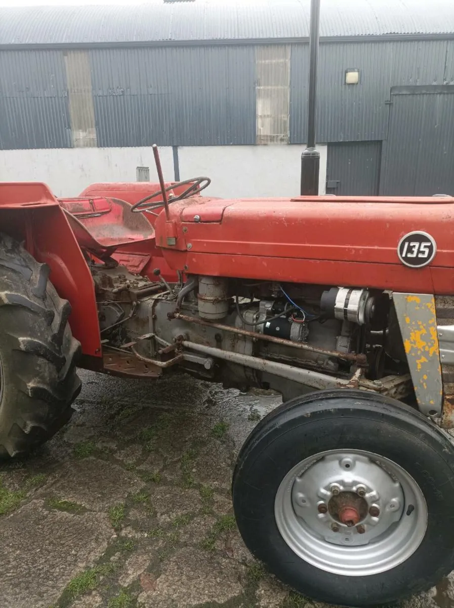 Massey Ferguson 135 - Image 1