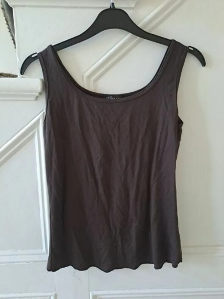 Brown Nomansland Vest top size 10 - Image 1