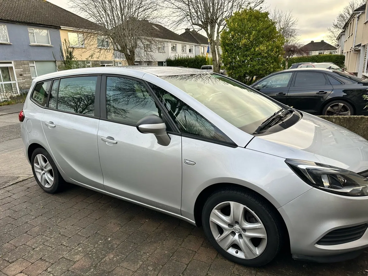 Opel zafira 7 seater Automatic petrol - Image 3