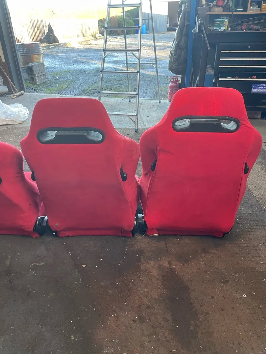 Sr3 red recaros - Image 3