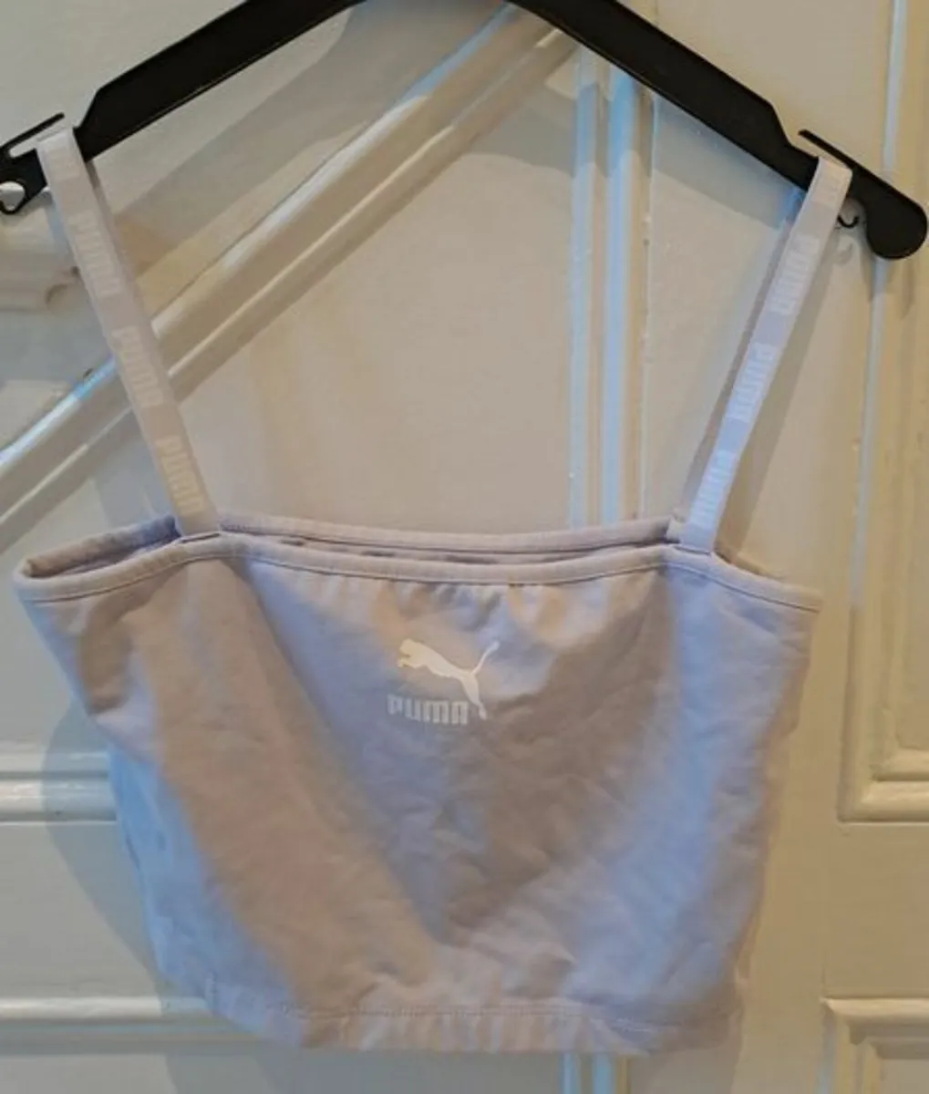 Puma top size S - Image 1