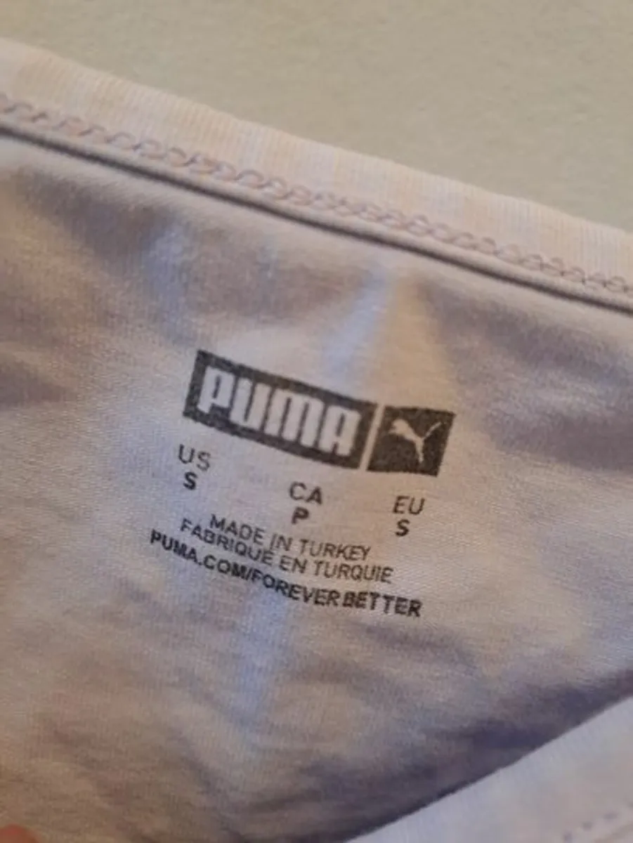 Puma top size S - Image 2
