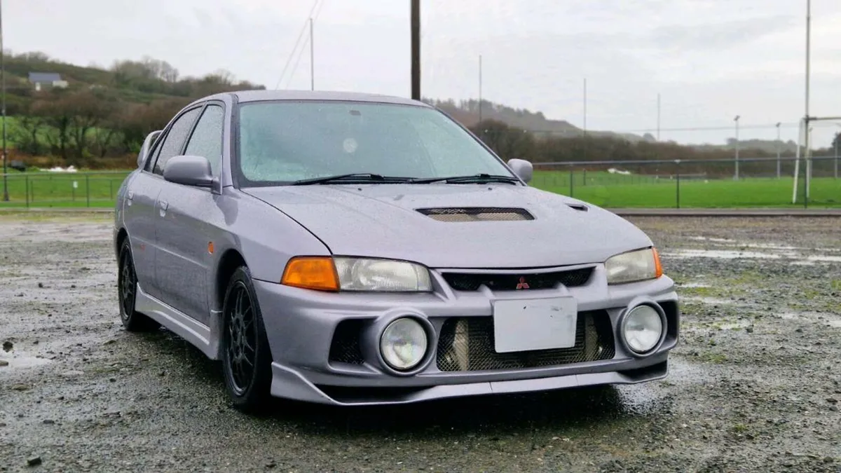 Mitsubishi Lancer Evolution IV/4 - Image 1