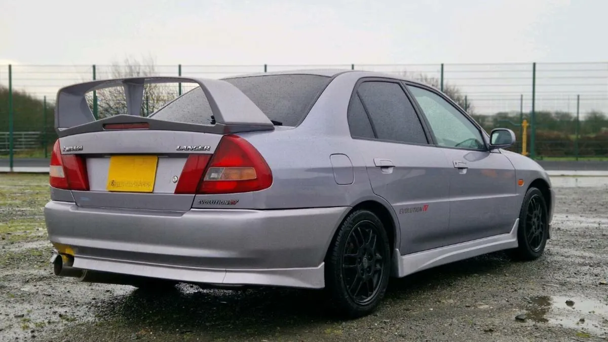Mitsubishi Lancer Evolution IV/4 - Image 3