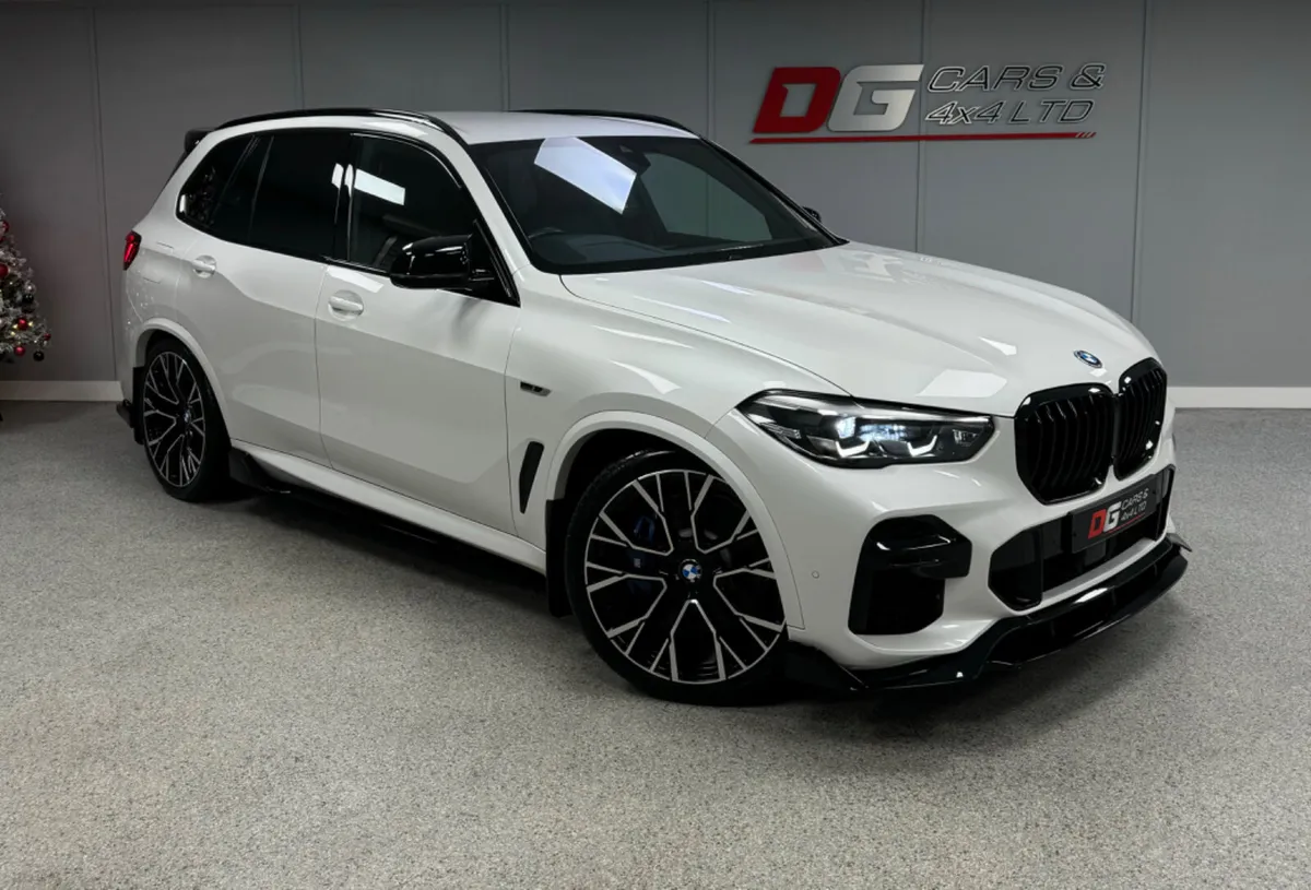2021 BMW X5 3.0 45E M Sport X Drive Auto - Image 1