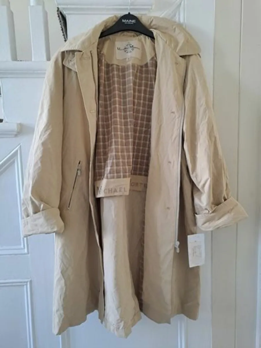 Michael Mortell rain coat size 10 - Image 1