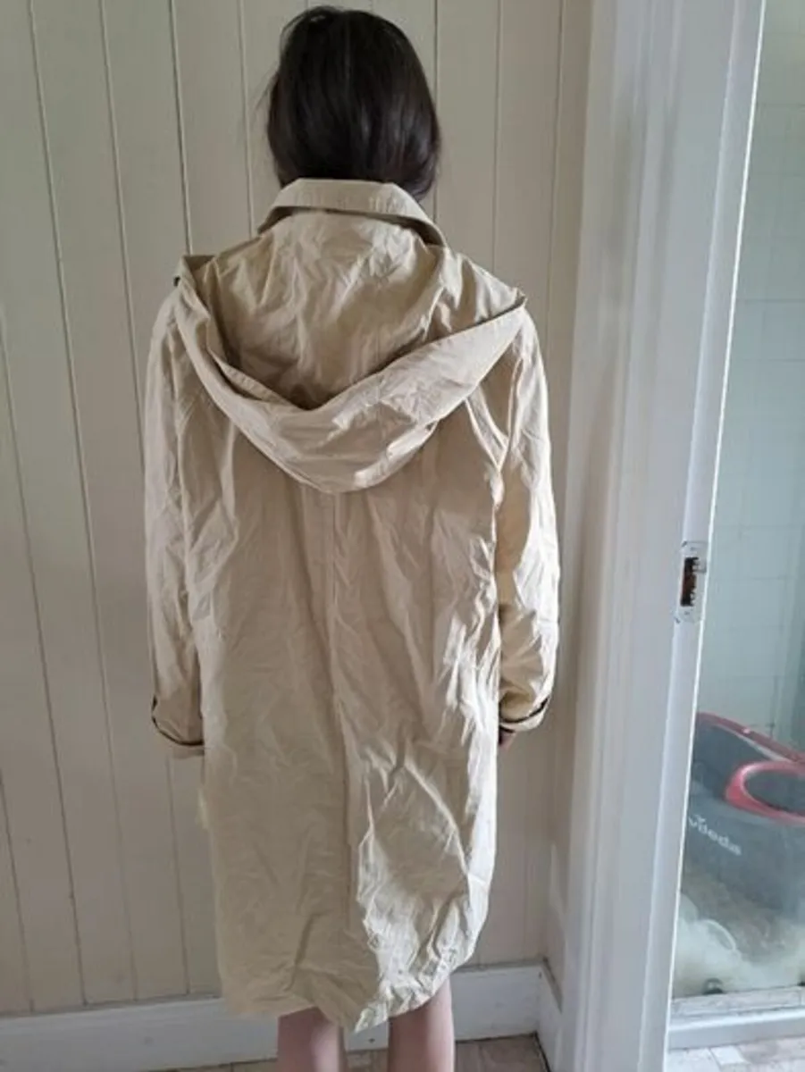 Michael Mortell rain coat size 10 - Image 3