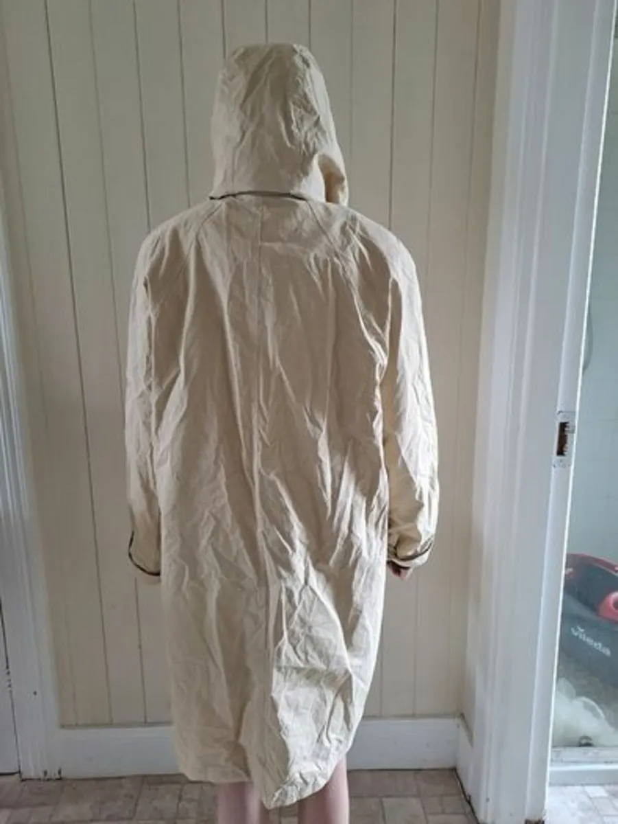 Michael Mortell rain coat size 10 - Image 4