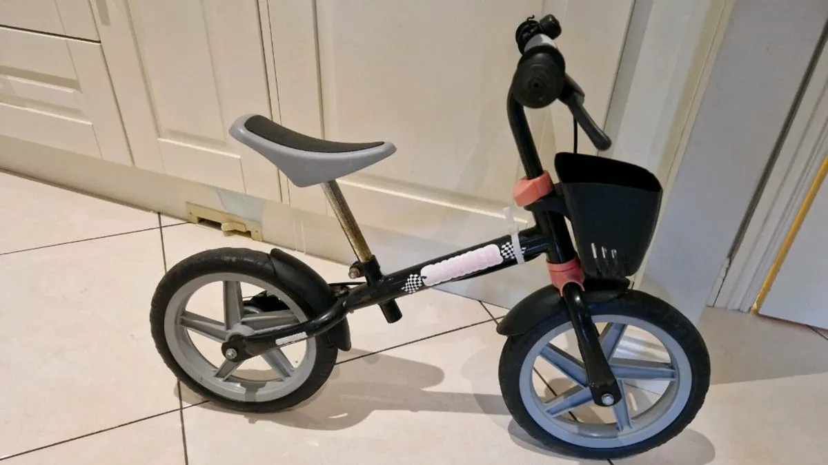 Toddlers balance bike - Image 3