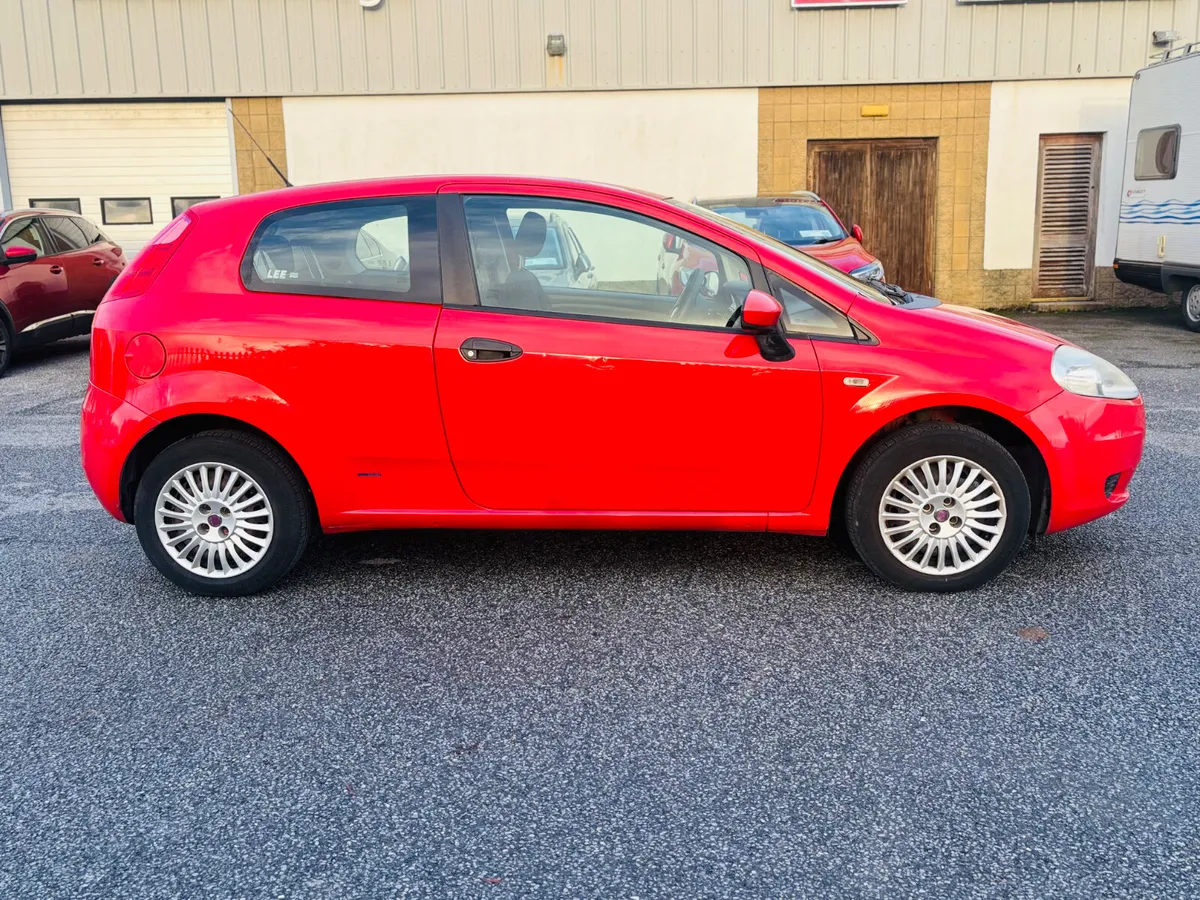 Automatic Fiat Punto 2008 - Image 3