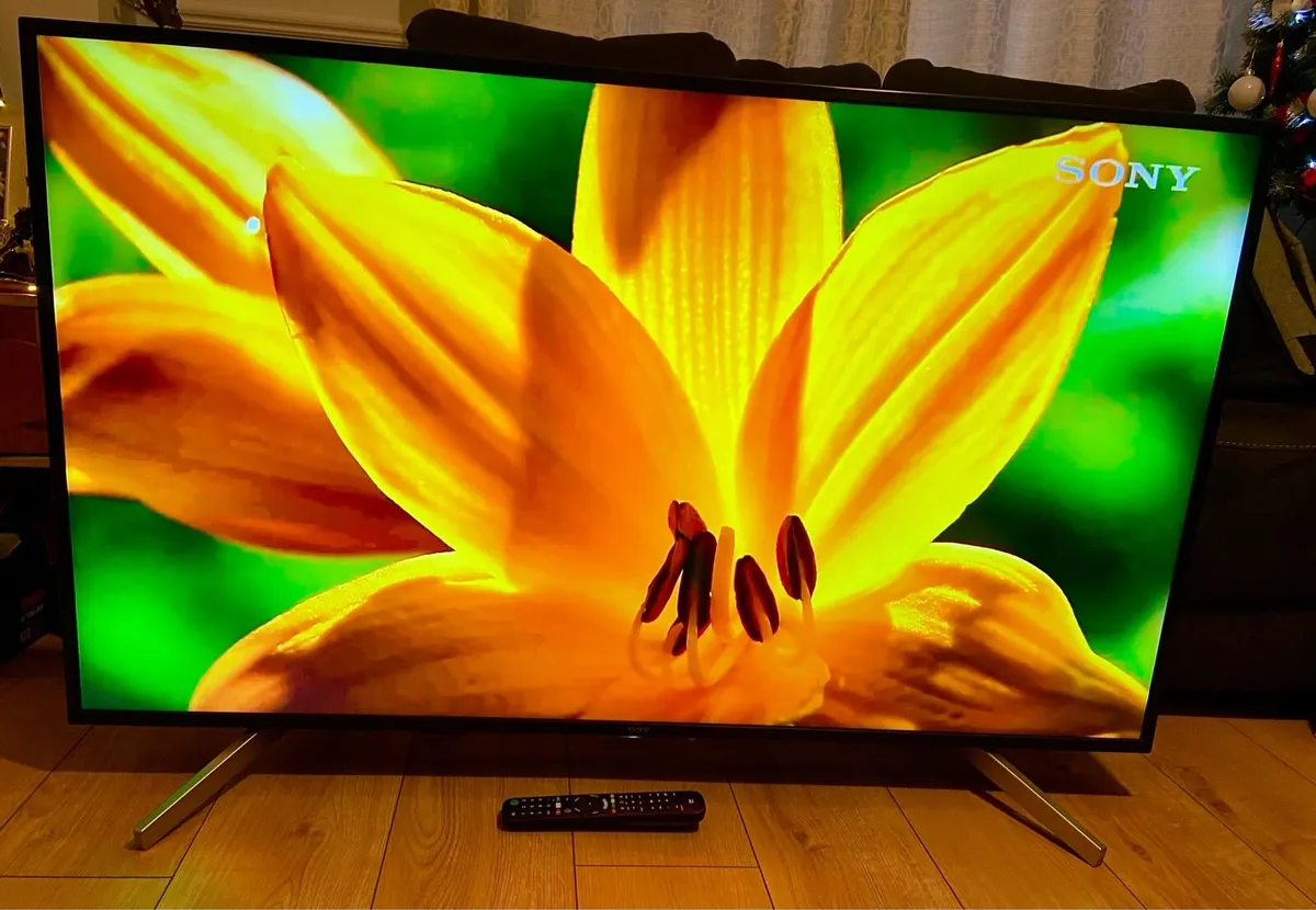 Samsung 43” 4K Smart TV - Image 4