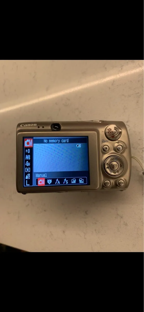 Canon Ixy 2000 IS digital camera - Image 3