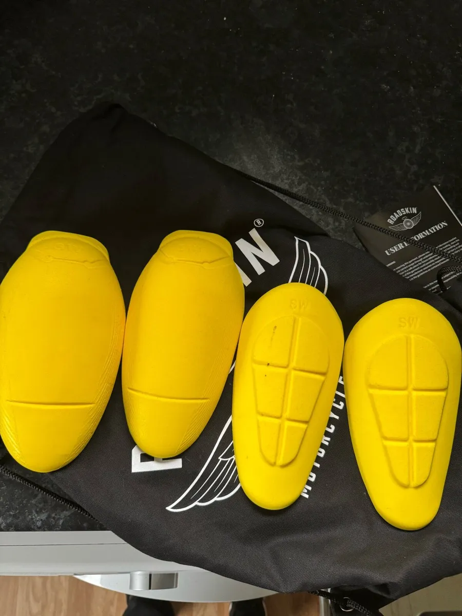 Roadskin green Cargo motorcycle pants - Image 3