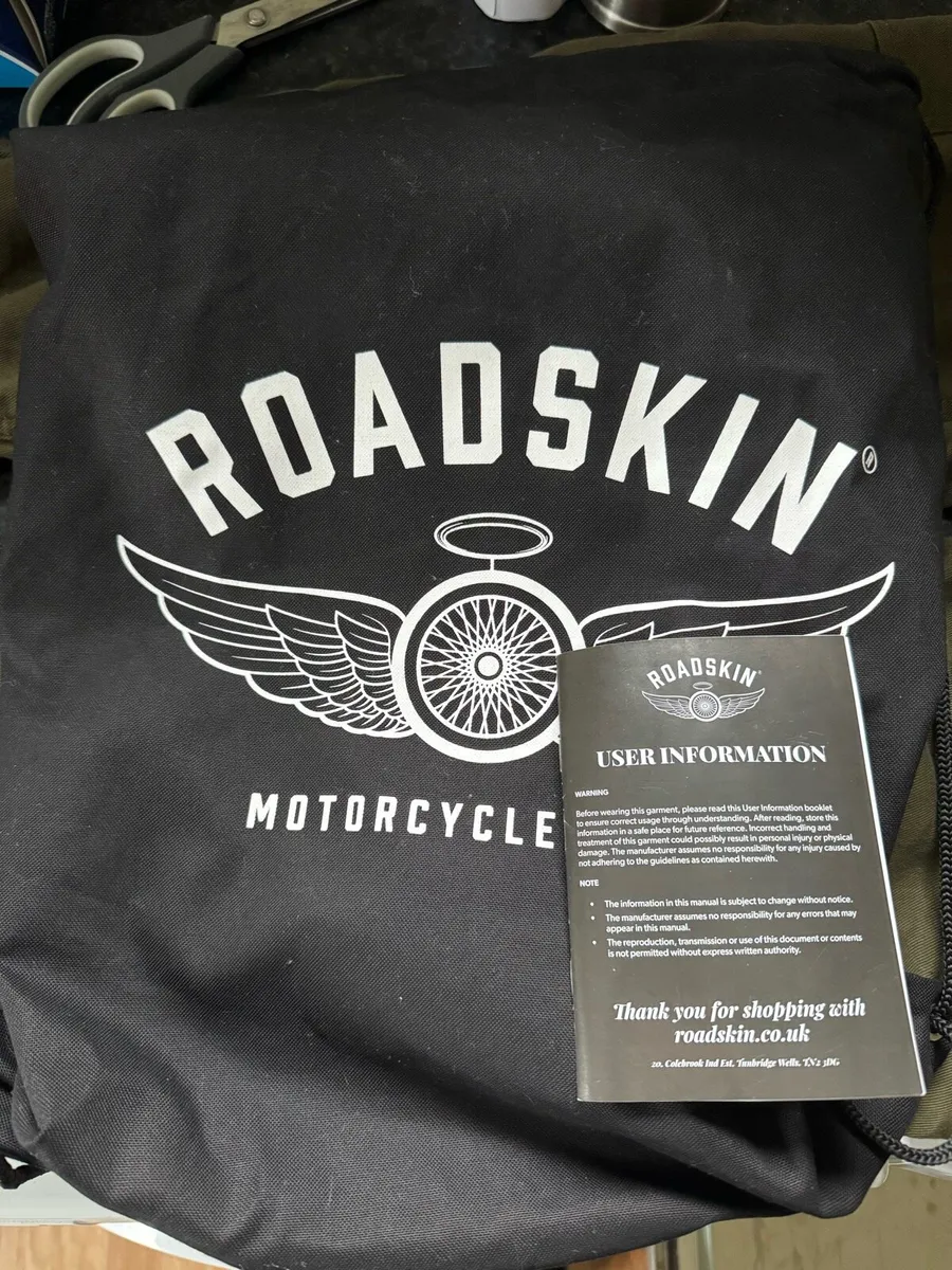 Roadskin green Cargo motorcycle pants - Image 4