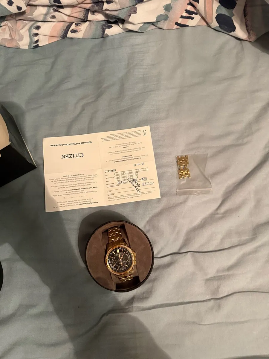 The real deal of gold watches - Image 4