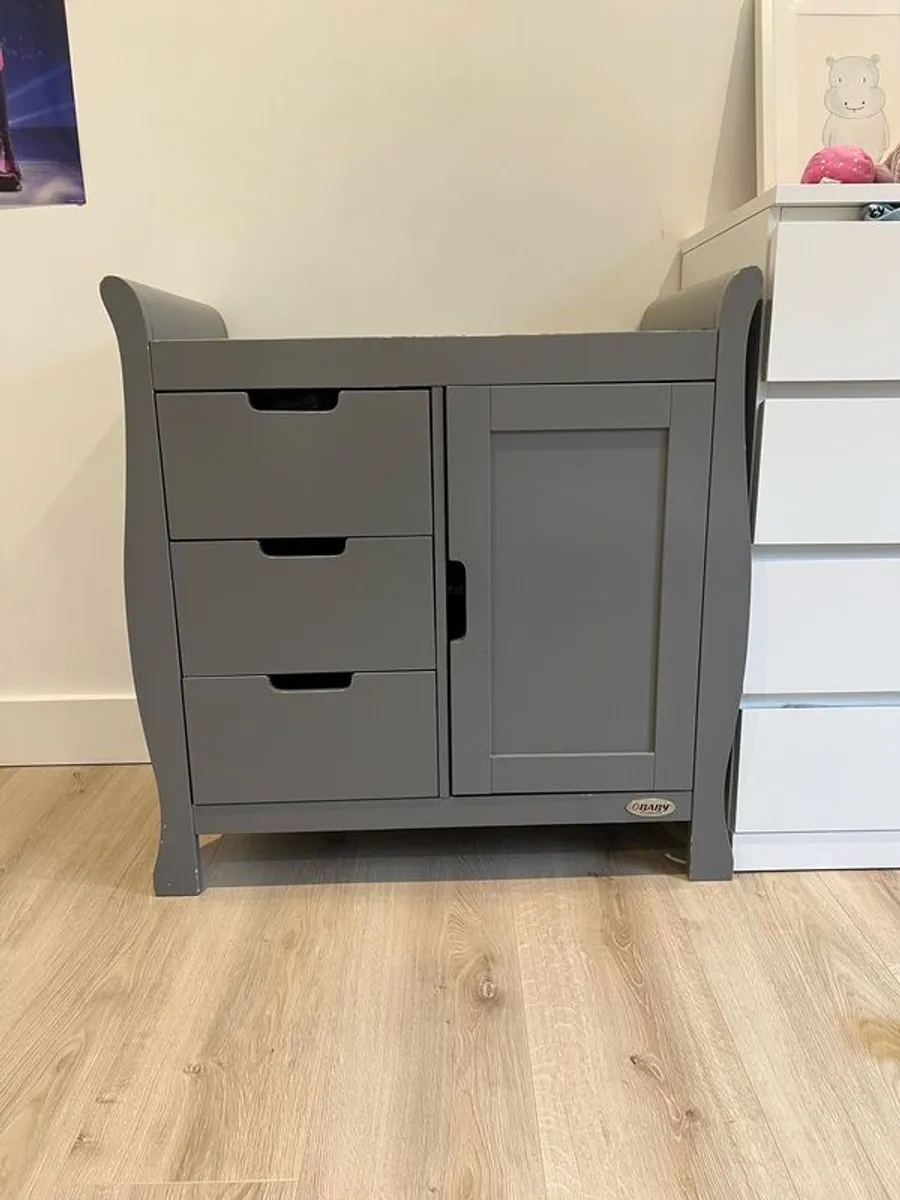 Obaby Stamford Luxe Sleigh Cot Bed / Toddler Bed & Changing Unit - Image 3