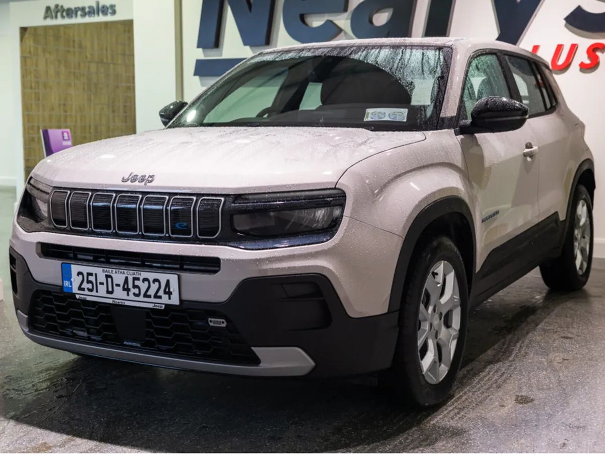 Jeep Avenger ALTITUDE 5DR AUTO - Image 3