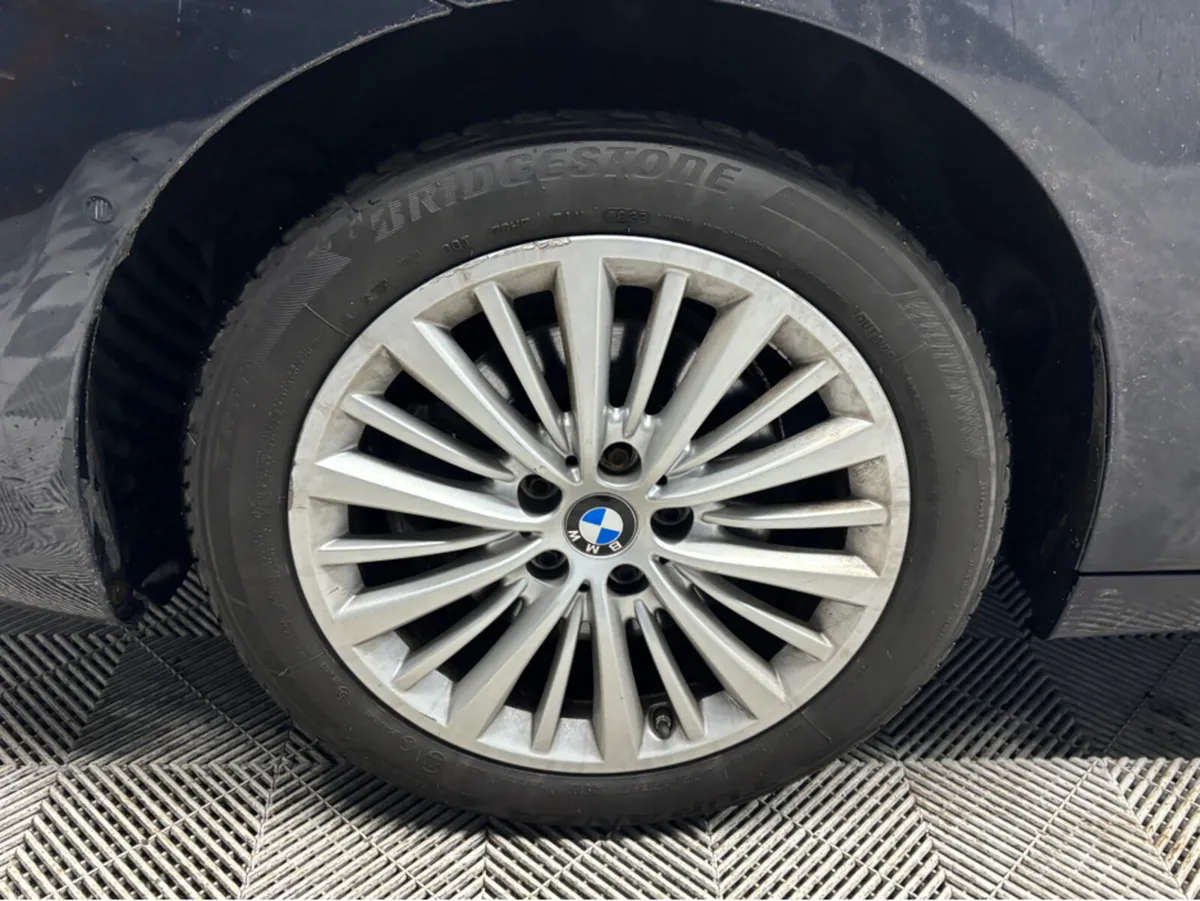 BMW 2-Series 218D SE ZA2K 4DR AUTO 7 SEATER - Image 2