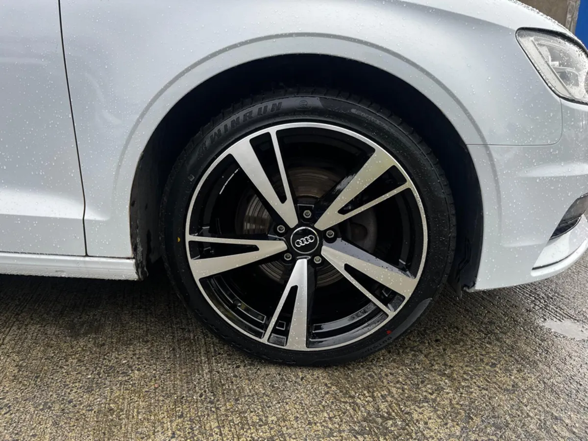 Audi A3 Audi A3 1.4 petrol, automatic 18"alloys - Image 3